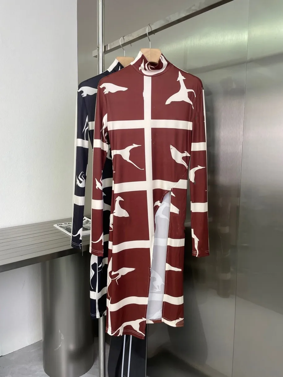 

2021 autumn winter women's new print backing dress available in two colors