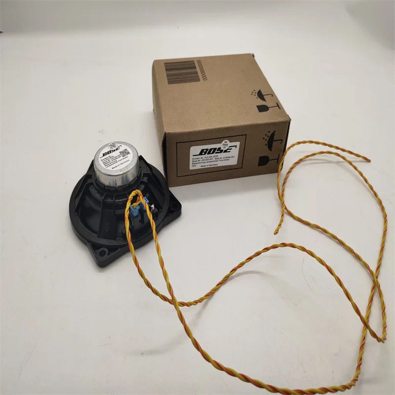 Бесплатная доставка 1 комплект лампа BOSE для автомобильной двери диагональю 4