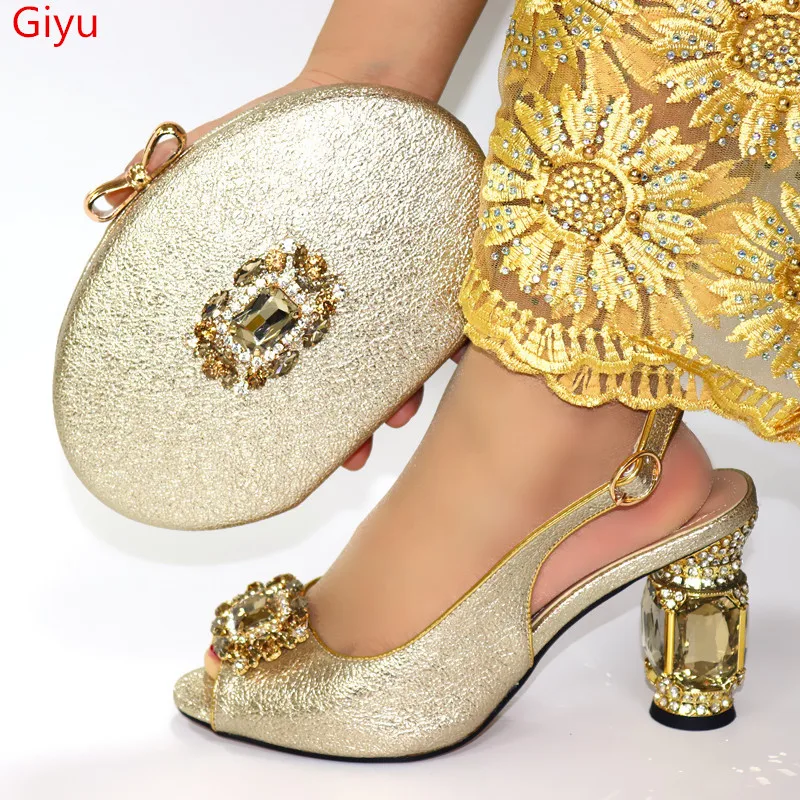 Зеленые туфли doershow с подходящей сумкой для женщин комплект из туфель и сумочки в