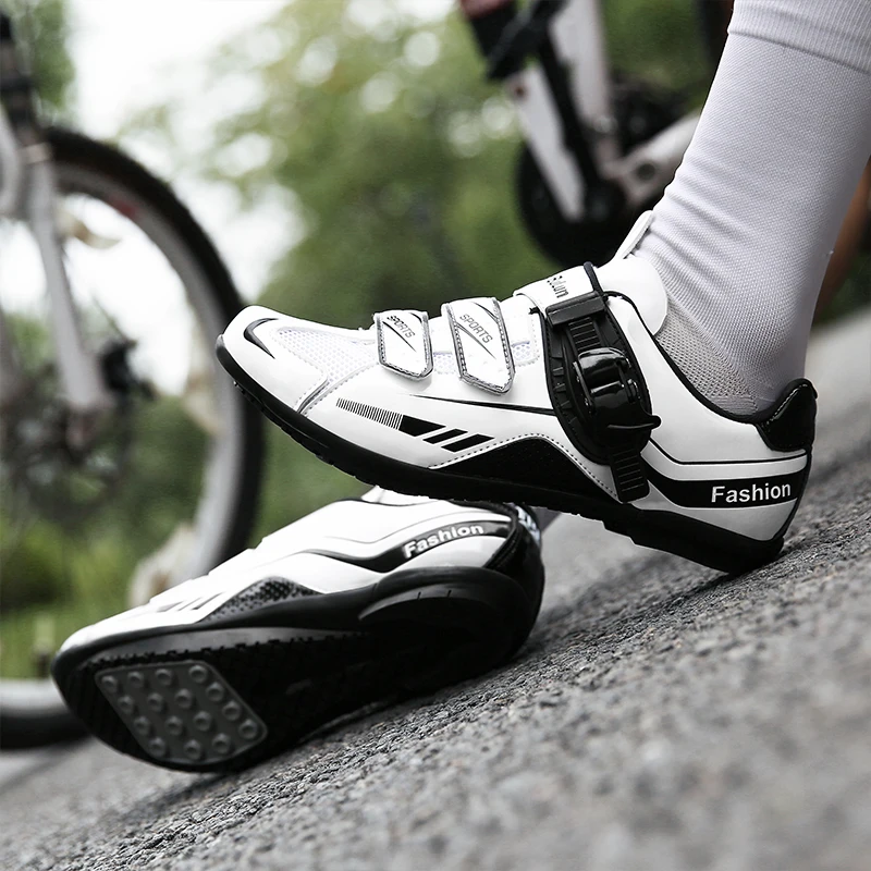 

DZGG Professional Men's Off-Road Mountain Bike Riding Shoes Self-Locking Stable Road Bike Sports Shoes Female Large Size 36-47