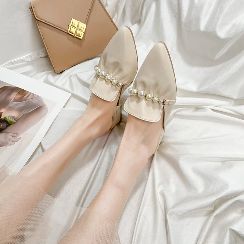 

Med Slippers Women Summer Shoes Luxury Slides Female Mule Pantofle String Bead Designer Mules 2021 PU Rubber Hoof Heels Fashion