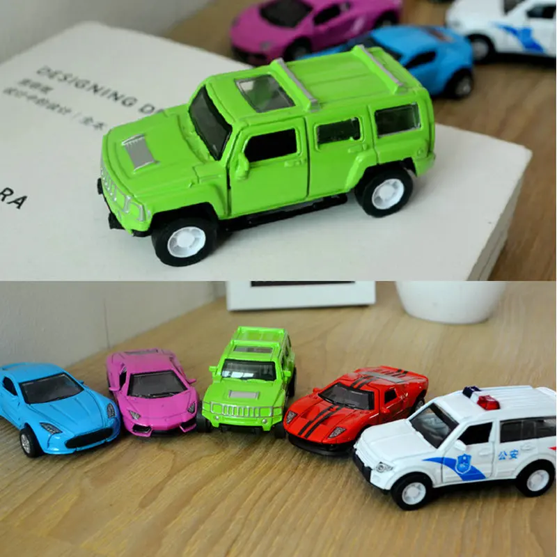

Mini Pull Back Alloy Car Can Open The Door Highly Simulation Toy