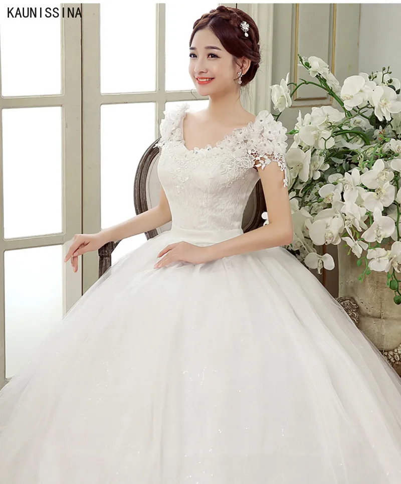 

KAUNISSINA Vintage Appliques Tulle Ball Wedding Dresses Long White Cheap Bridal Gowns Vestido De Noiva Plus Size Bride Dress