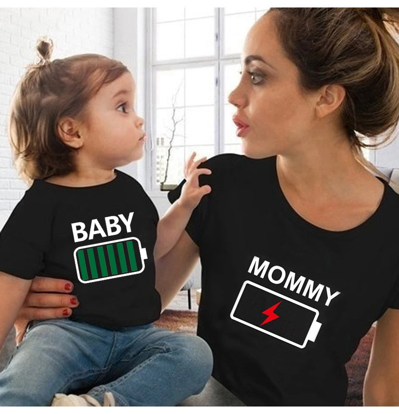 Одежда для всей семьи Забавная футболка папа и я Летняя одежда мамы дочки Топ с