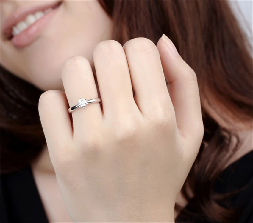 

Test Positive 1Ct 6.5mm D-E Lab-Grown Moissanite Diamond Ring Warmheart Gift 925 Sterling Silver Engagement Ring Female Ring