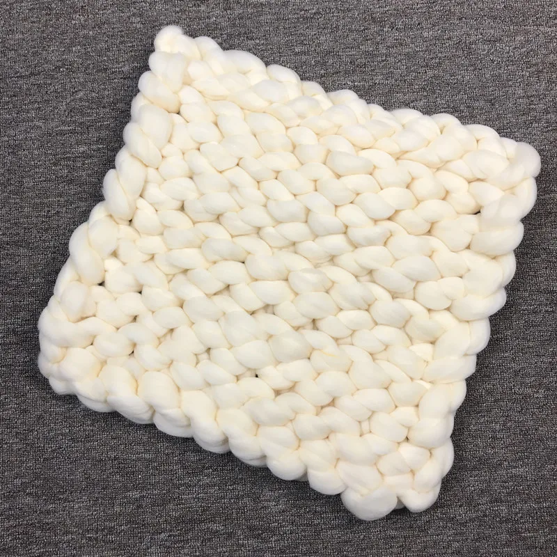 Массивное трикотажное одеяло с большой пряжей плотное детское изображением