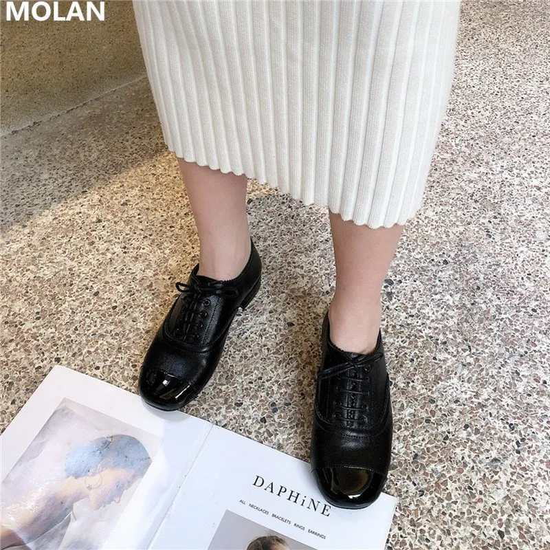 

MOLAN Brand Designer 2021 Spring New Fashion Round Toe Lace Up Woman Leather Flats Shoes Socofy Comfort Loafers Moccasins Casual