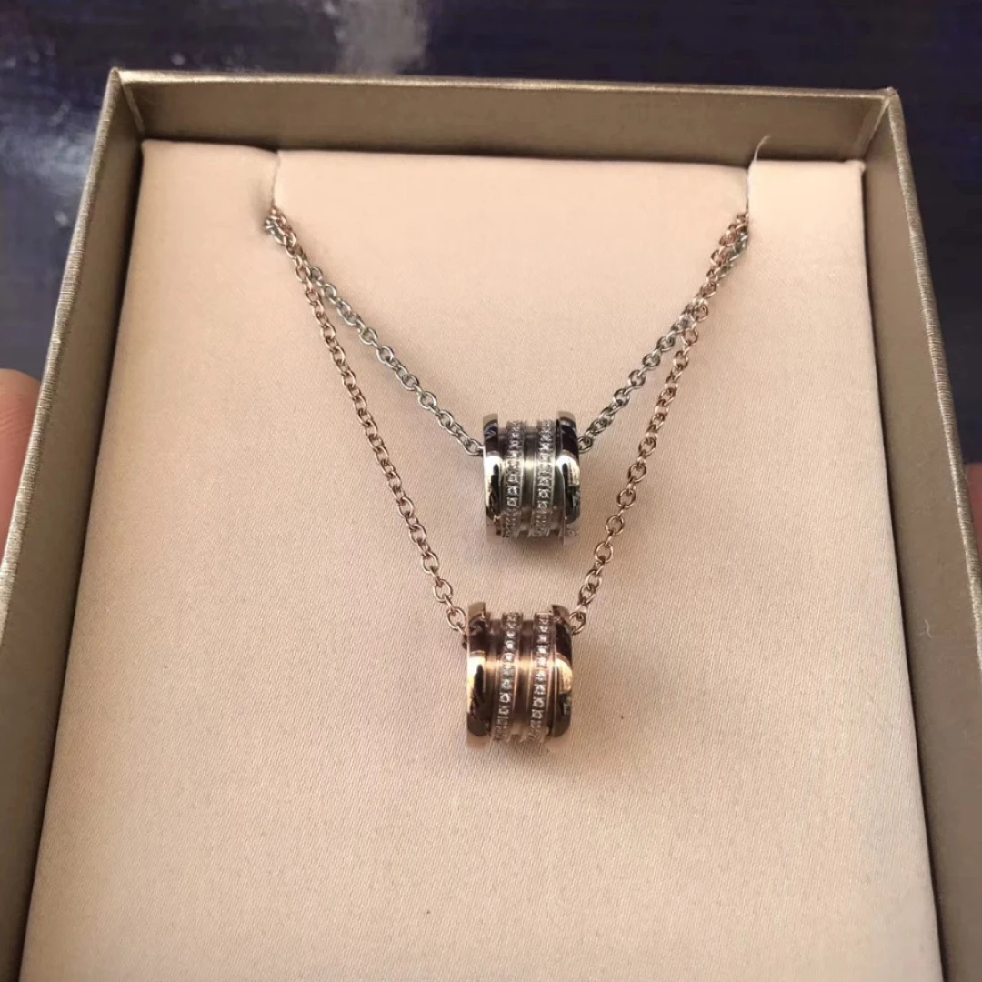 

Hot sale items of fashionable luxury brands. Spring necklace starry starry waist necklace. Classic jewelry woman necklace.