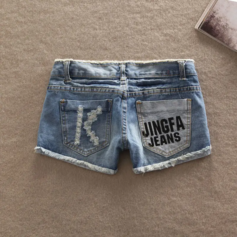 Женские джинсовые шорты с карманами