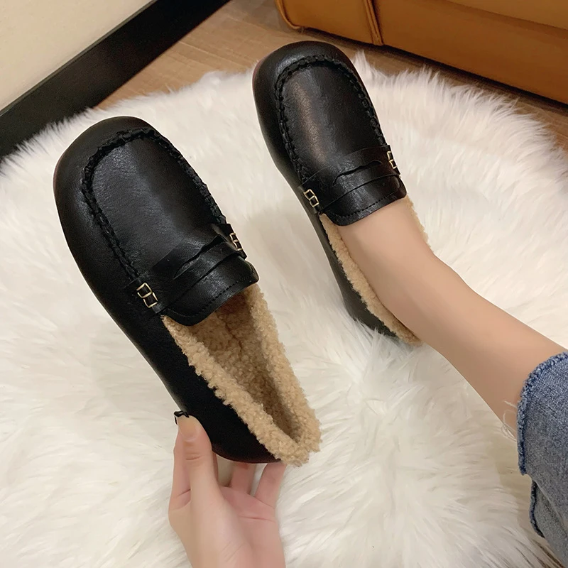 Women's Warm Plush Leather Loafers, Women's Fur Round Toe Slip-On Shoes Cosplay Flat Casual Uniform Shoes Autumn and Winter