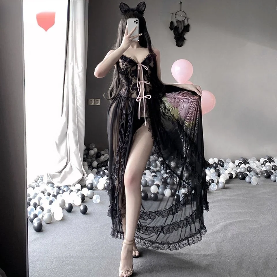 

Light sexy role play court retro ultra-thin transparent lace suspender wisp empty slit nightdress Sexy Lingerie Set