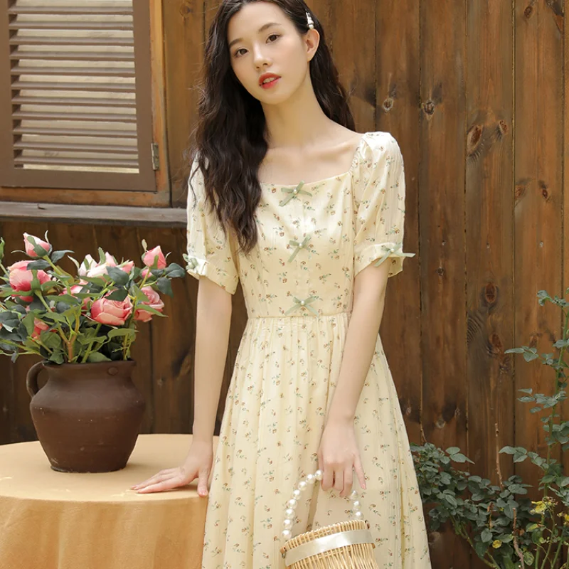 

Long A-line Skirt Female Summer French Square Collar Puff Sleeve Chiffon Floral Dress High Waist New Style Apricot