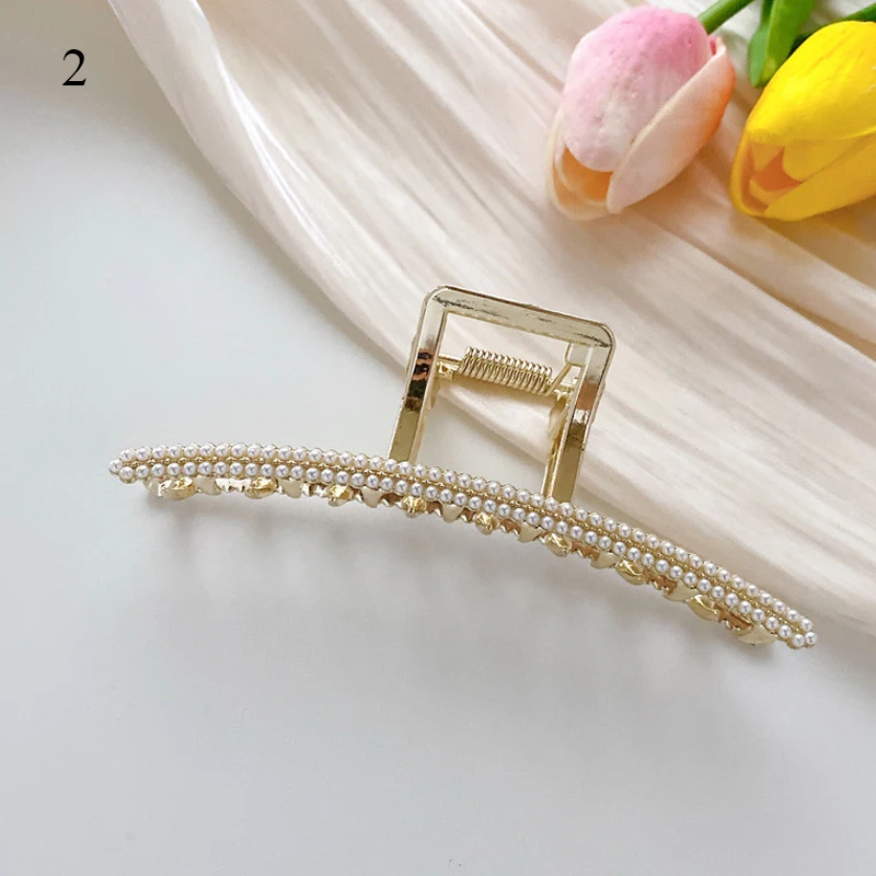 

Luxury Pearls Metal Hair Claw Makeup Hair Styling Barrettes For Women Girls Korean Style Geometric Hair Clips Hair Accessories