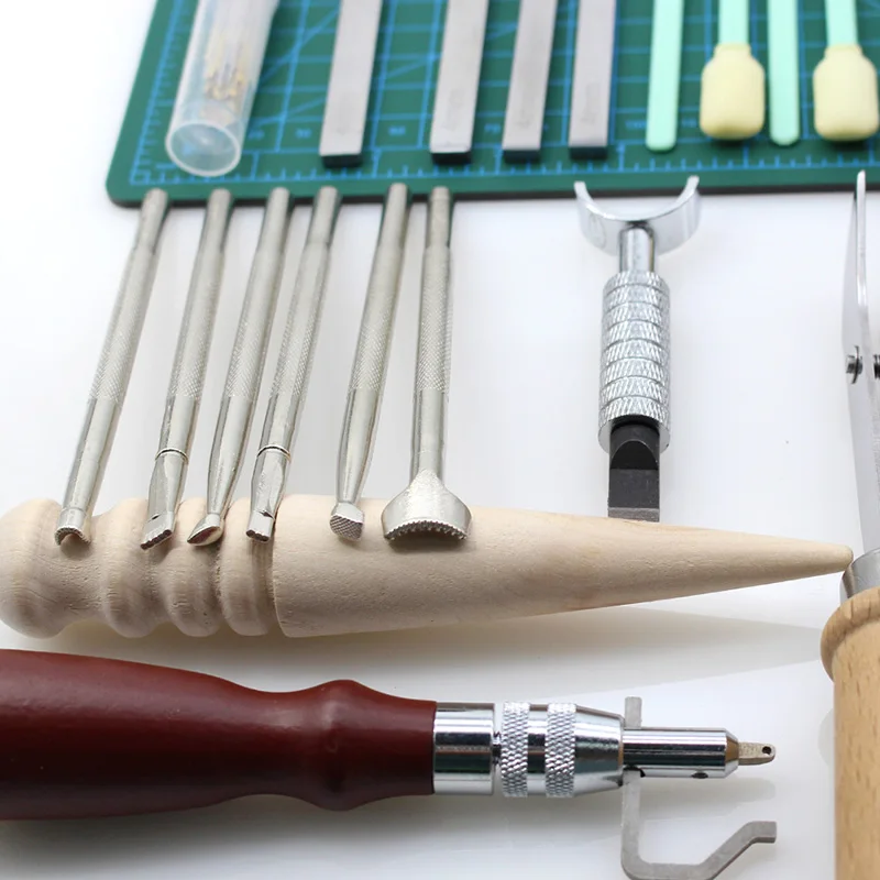 

Leather Craft Tools Sets and Stamping Template Working Tool Sewing Accessories Leathercraft Hole Punches Cutting Mat Needlework