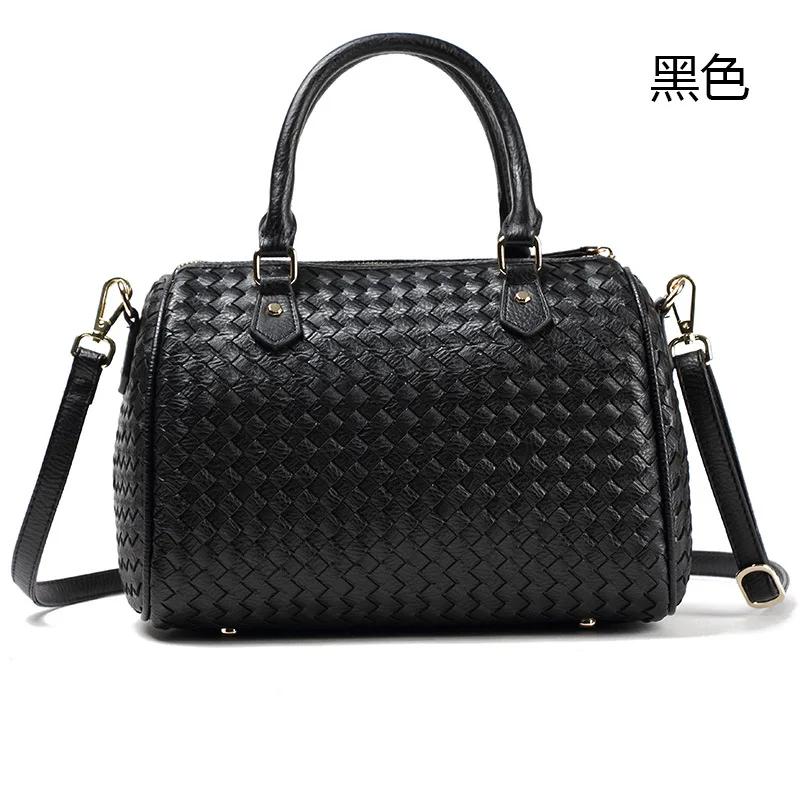 

2020 new autumn and winter fashion woven pillow ladies handbag all-match one-shoulder messenger female bag woven chain big bag