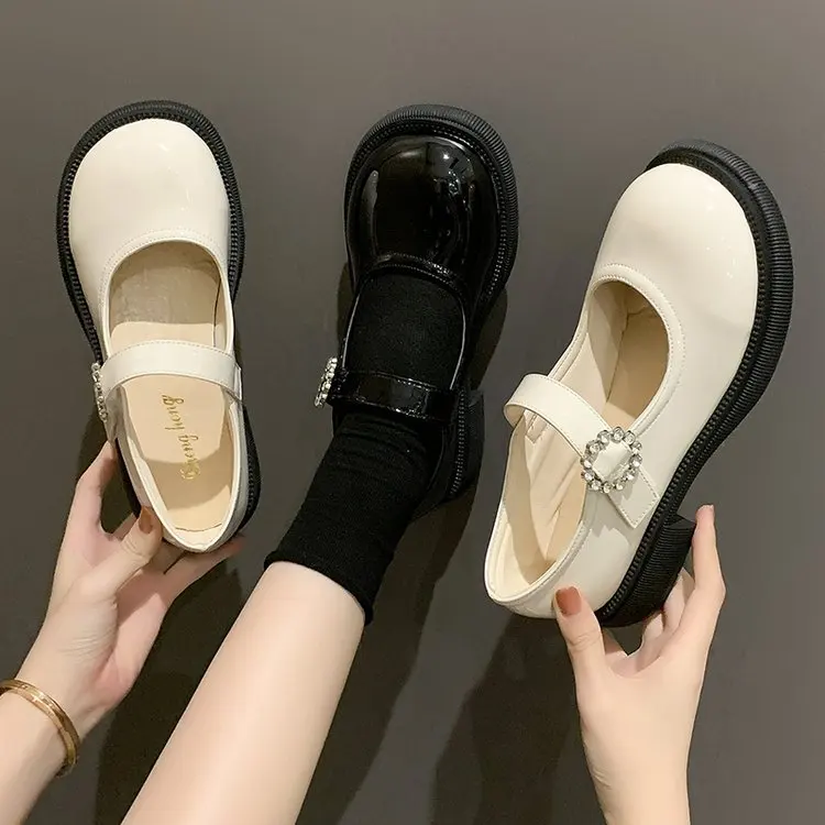 

Туфли Мэри Джейн женские на платформе, винтажные туфли на среднем каблуке, квадратный носок, металлический ремешок, пряжка, Лолита, серебрис...