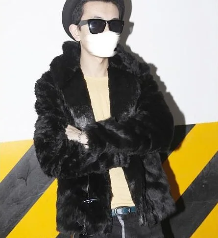 Cheap Cloth 2020 Autumn Winter Faux Fur Coat Long Sleeve Hooded Couple Top Outfits Horn Button Black Leather Jacket X659 | Мужская