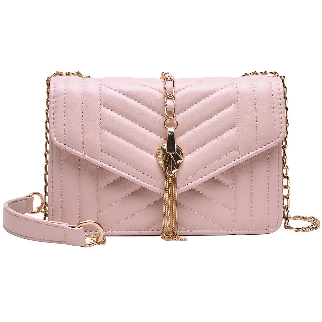 Женская сумка модная с кисточками на цепочке через плечо сумочка стильная чистый