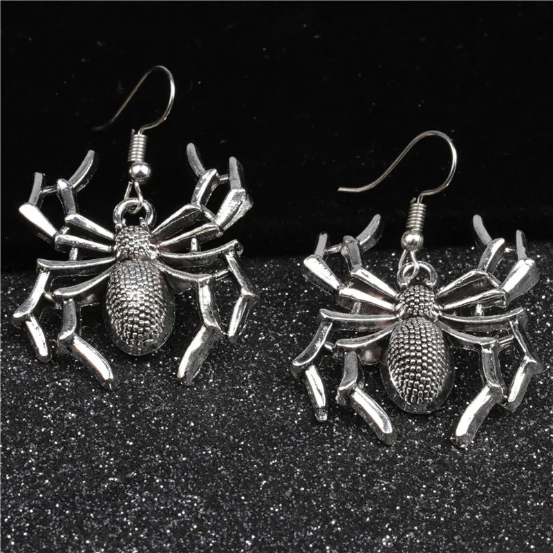

Gothic Earrings for Women Vintage Goth Punk Big Skull Spider Dangle Drop Earring Simple Halloween Jewelry Trend Statement