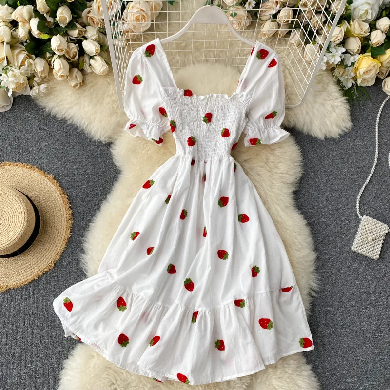 

Summer Lace-up Slim Dress Elstic Women Slash Neck Fresh Strawberry And Pineapple Embroidery Puff Sleeve Dresses