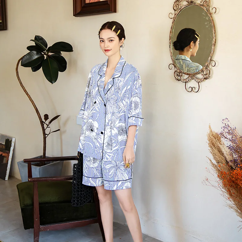 Maison Gabrielle 2021 New Summer Pinstriped Floral Printed Pajamas Set Silk Satin 2 Pieces Loungewear Sleepwear for Women Short