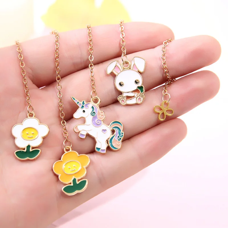 

2pc Kawaii Unicorn Sunflower Bookmark Cute Pendant Metal Pattern Book Mark Page Folder Decor Office School Supplies Stationery