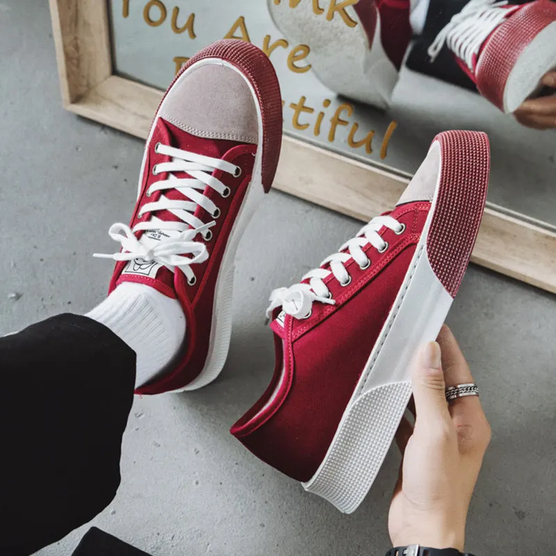 

2021 Hot Retro Red Streetwear Canvas Shoes Men Platform Harajuku Shoes Men Comfortable Casual Sneakers Men Shoes zapatos de lona