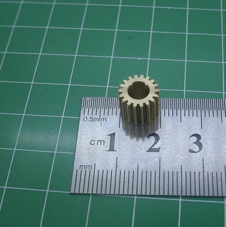 

The 0.5 module 18 gear inner hole 5MM metal gear motor spindle gear DIY model toy accessories free shipping