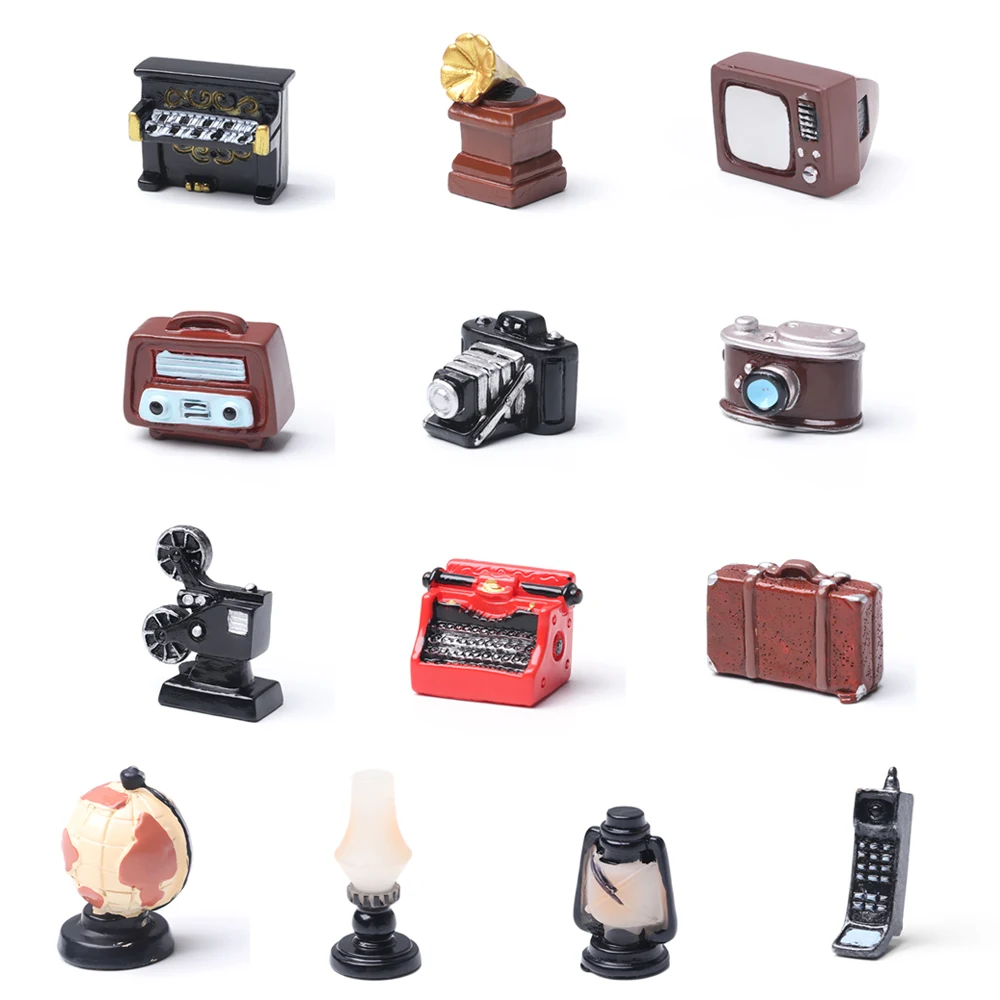 

Retro Dollhouse Ornaments Miniature Camera Projector Luggage Lantern Phone Phonograph Mini Resin Craft Furniture Home Decor