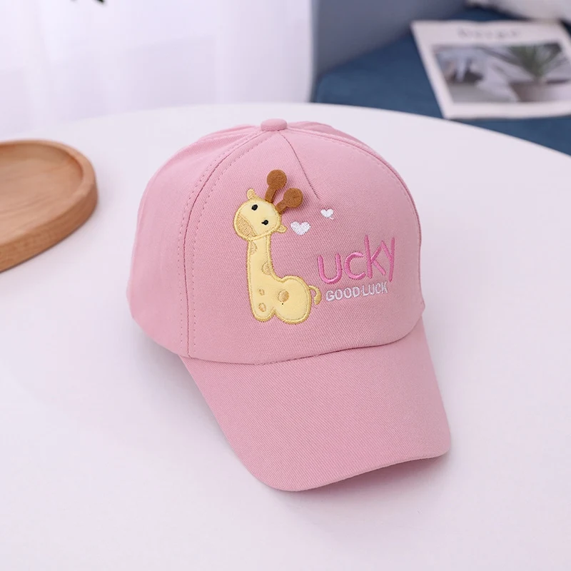 

Summer Boys And Girls Leisure Cartoon Giraffe Embroidered Alphabet Cap Acrylic Unisex Casual Hat