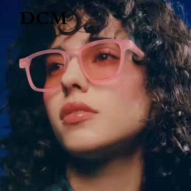 Очки солнцезащитные DCM женские в классической квадратной оправе модные
