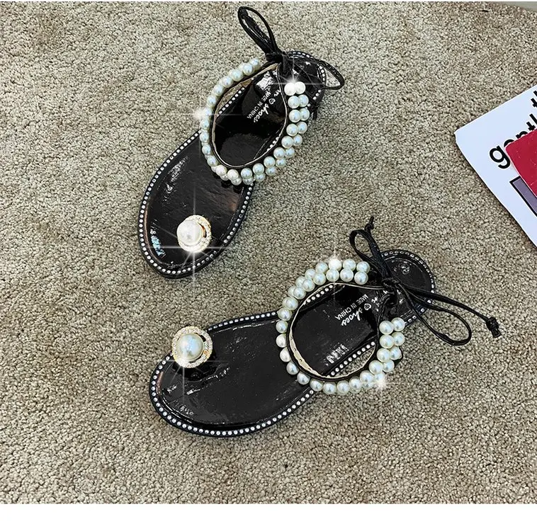 

2020 winter new women's sandals flat heel flat bottom Roman shoes lace Pu foot ring strap water drill