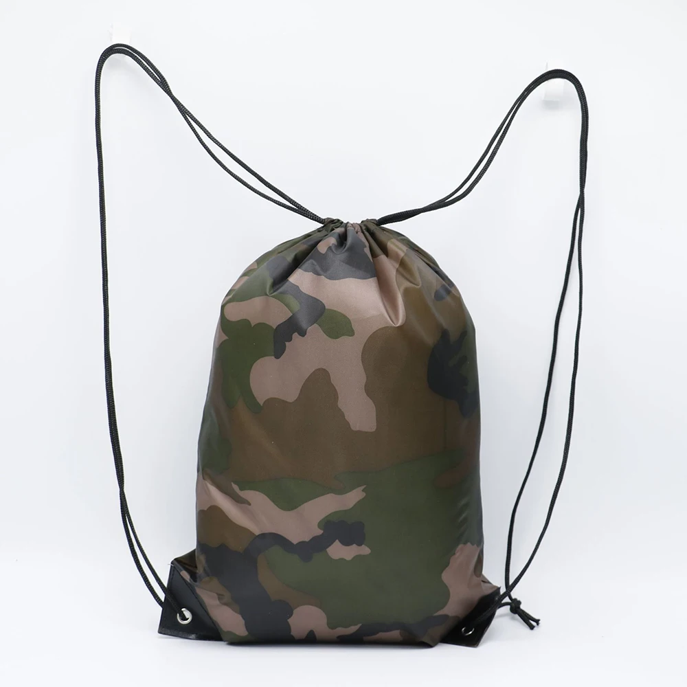 Mochila de cordón de camuflaje para uso versátil al aire libre