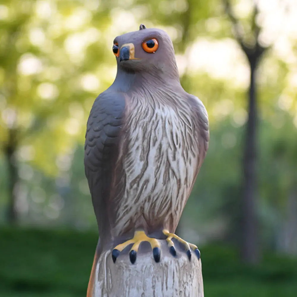 

1pc Eagle Figure Simulation Eagle Figurine Farm Garden Bird Repellent Adornment