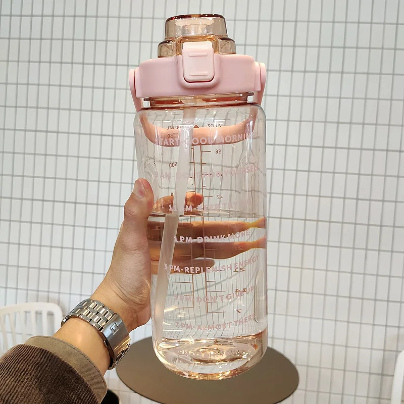 

Korean version plastic water cup girls' extra-large capacity sports fitness kettle is 2000ml with straws accompany cup