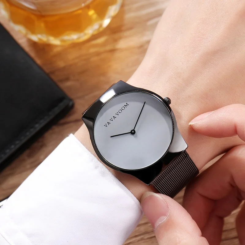 

VOOM New Men's Watch Simple Fashion Sports Non-scale Surface Stainless Steel Mesh Belt Ultra-thin Waterproof Men's Watch Gift