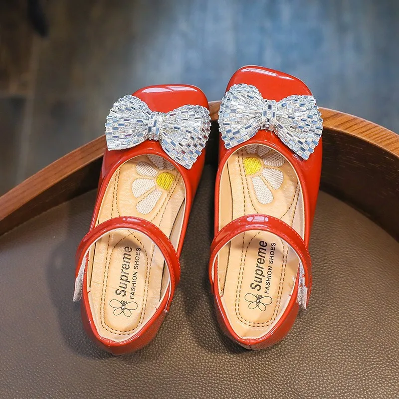 

2020 Spring Autumn Girls Princess Shoes Children Flats Leather Shoes Bowknot Bright Drill Student Outdoor Kids Party Shoes