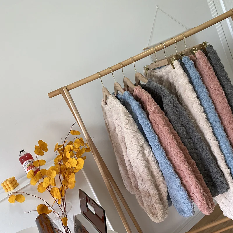 Sweet Pajamas Set Women Sleepwear Couple Pajamas Set Round Neck Solid Color Plush Thick Pajamas Flannel Pants Plus Size Roomwear