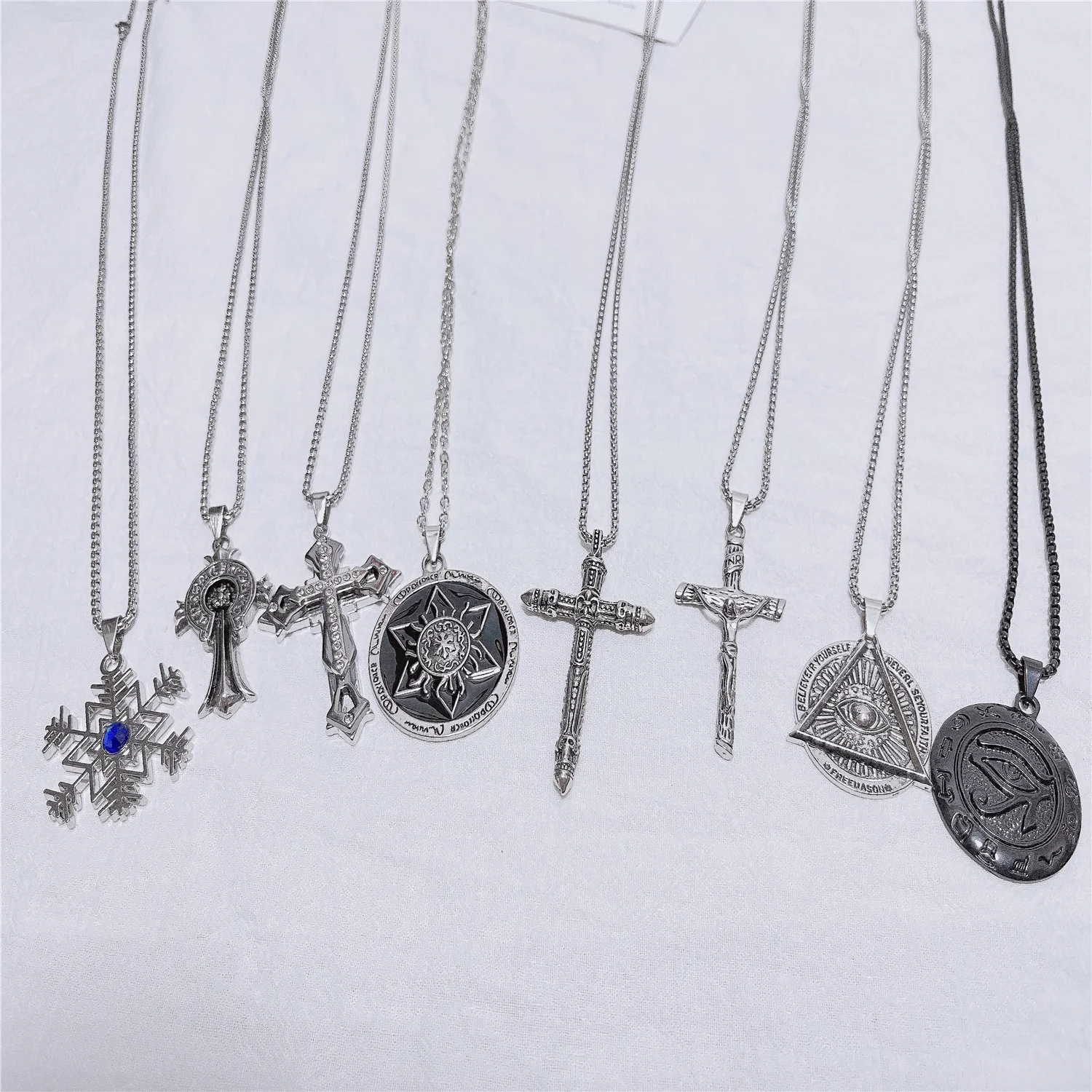 Мужская цепочка с подвеской в виде креста и демонического глаза из нержавеющей