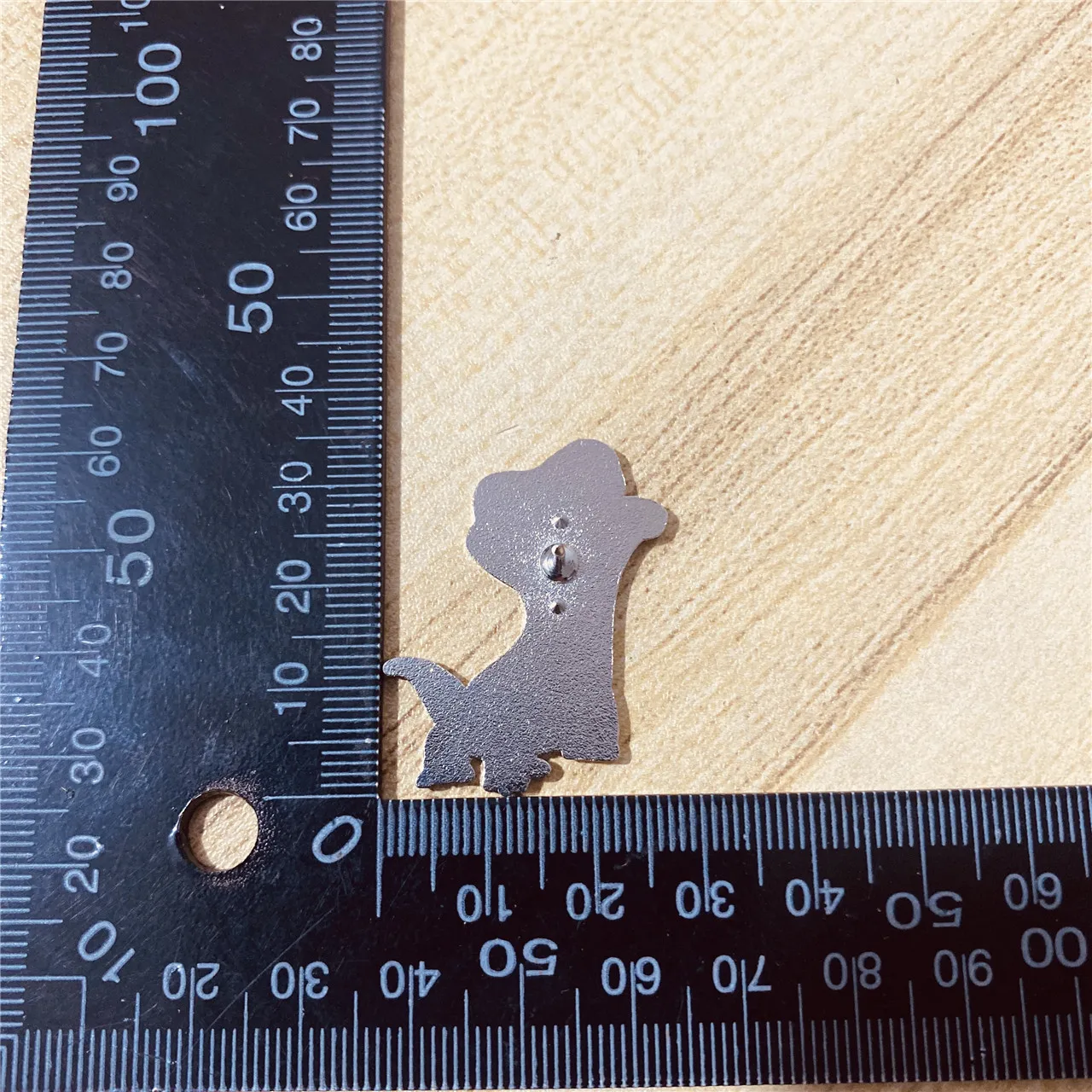 Металлическая эмалированная брошь в стиле Холодное сердце | Украшения и