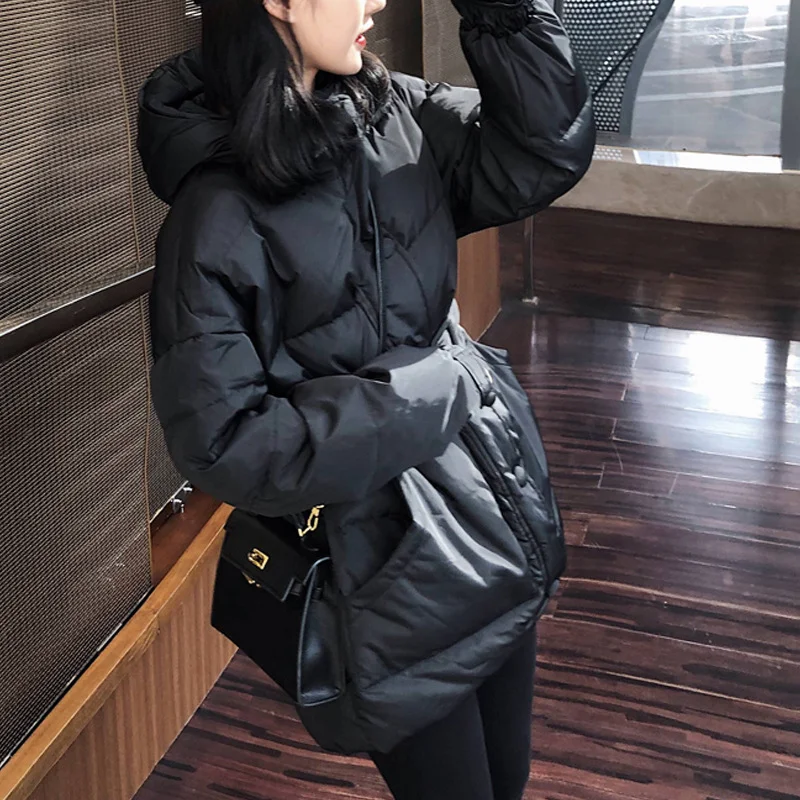 Women's 2022 Autumn and Winter Thick Warm Jacket Waist Hooded Thick Jacket Fashion Loose Casual Belt Lazy Pie Overcome Clothing