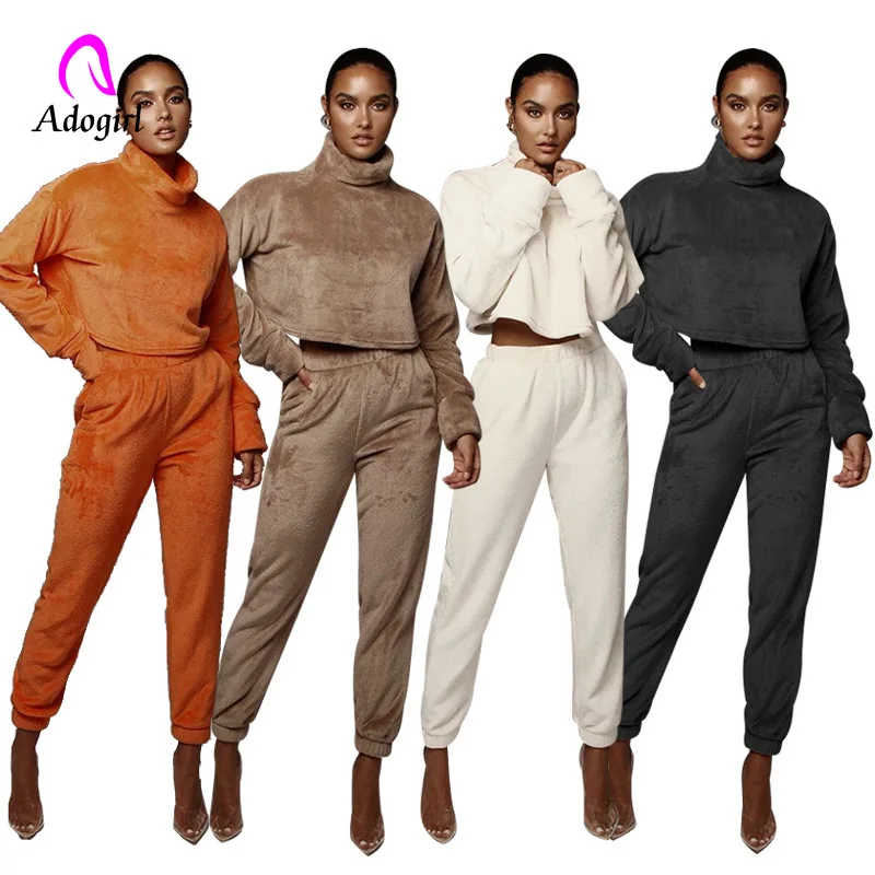 Бархатный женский комплект из 2 предметов хаки белая водолазка с капюшоном и