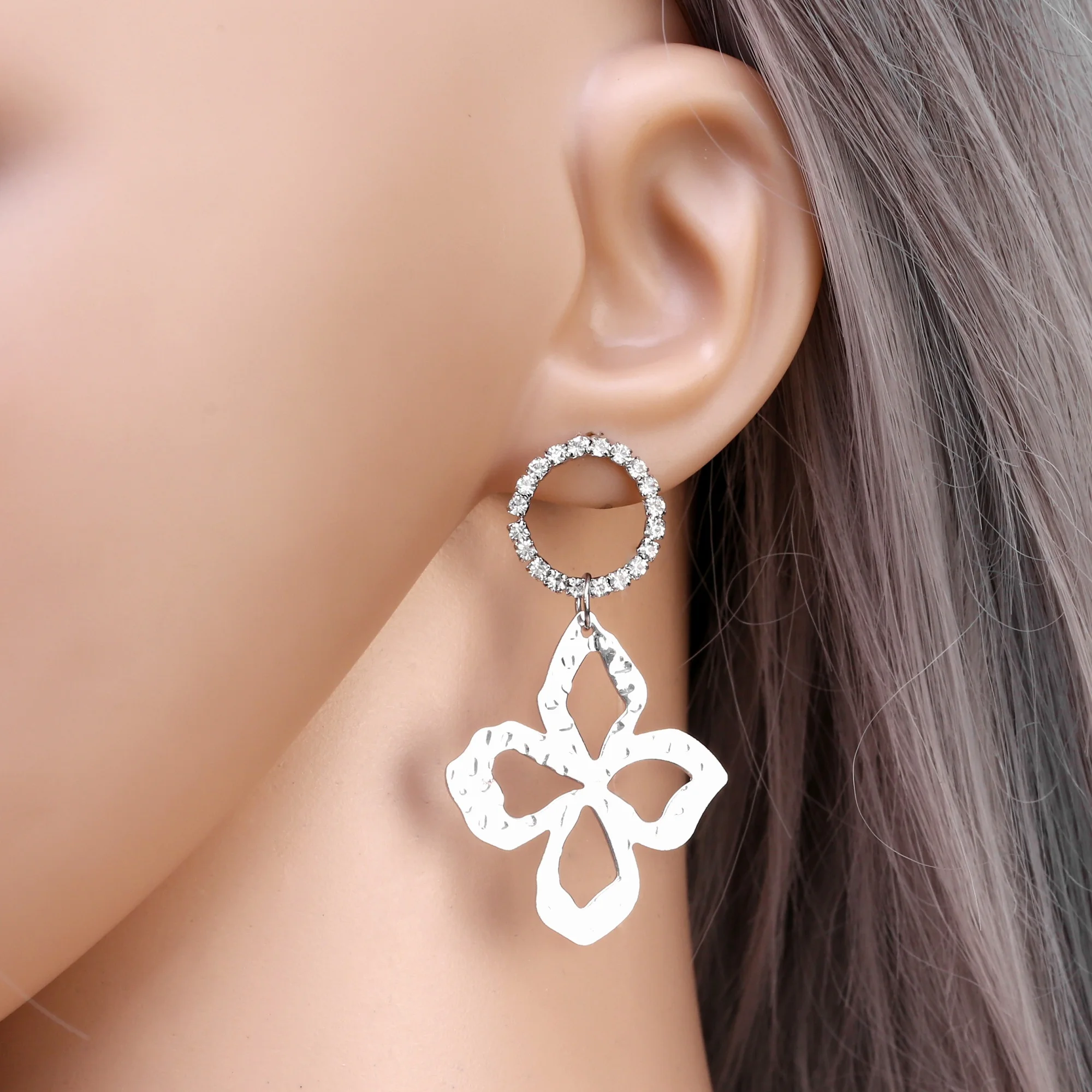 HanCheng модные четырехлистные подвеска Клевер Висячие длинные серьги Стразы для