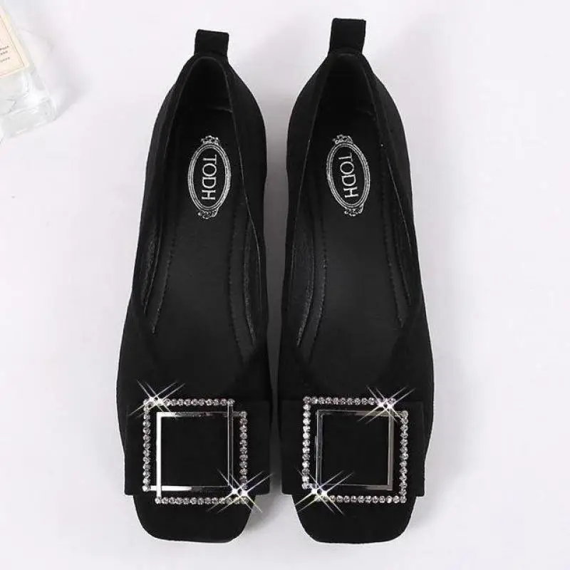 Замшевые женские балетки на плоской подошве лоферы без шнуровки низкие