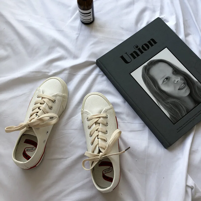 Весенние новые стильные женские парусиновые туфли в стиле ретро повседневные