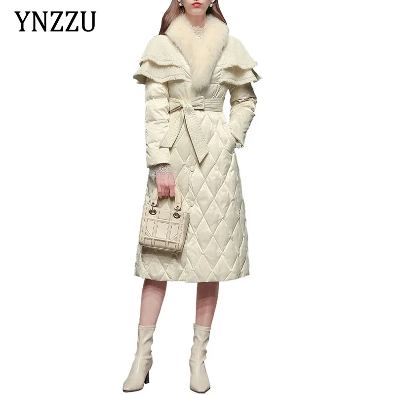 

Элегантный женский зимний длинный пуховик с поясом witt, новинка 2021, меховой воротник, накидка с оборками, женское однотонное пальто, теплая в...