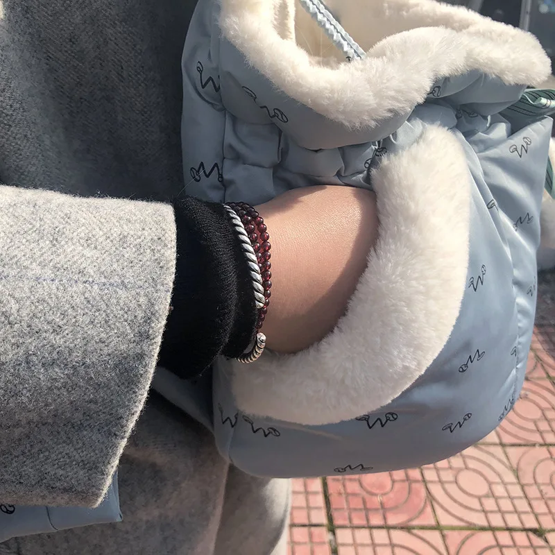 Зимний утолщенный рюкзак для домашних животных или переноска кошек спереди с