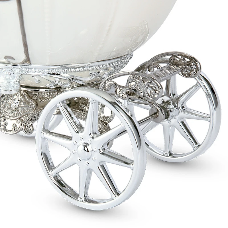 

Cy Music Box Music Box for Girlfriend Girls Birthday Wedding Valentine's Day Gift Rotating European Style Pumpkin Car