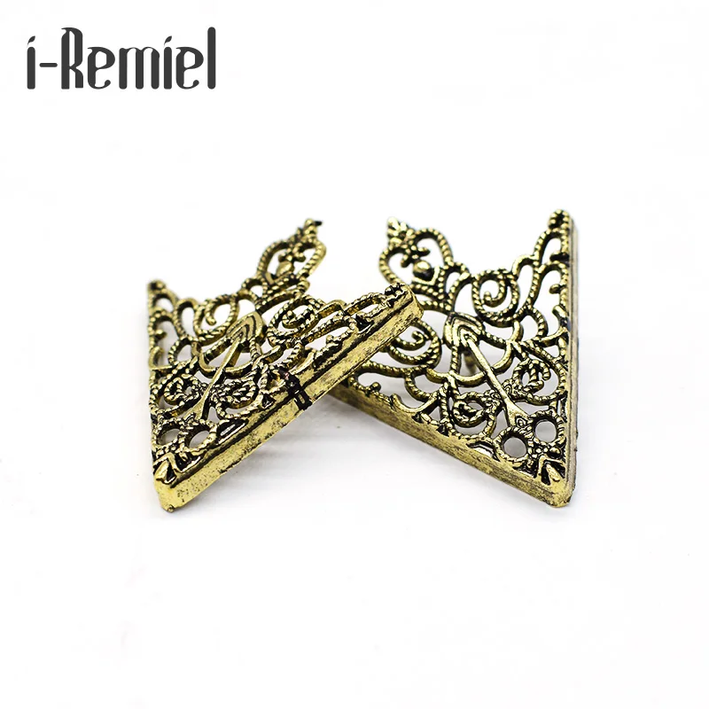 I-Remiel Броши мужской костюм угол Винтаж треугольник золотой дворец ретро полые рубашка брошь на воротник пряжка аксессуары