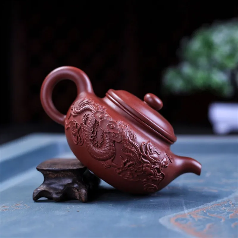 Исин фиолетовый глиняный подлинные тиснением чайник с драконом со шпилькой